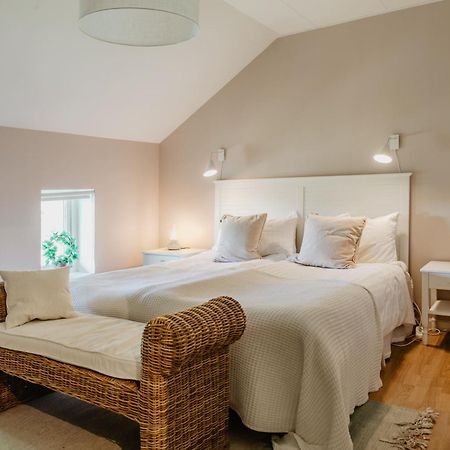 הוסקווארנה Slottsparken Motel מראה חיצוני תמונה
